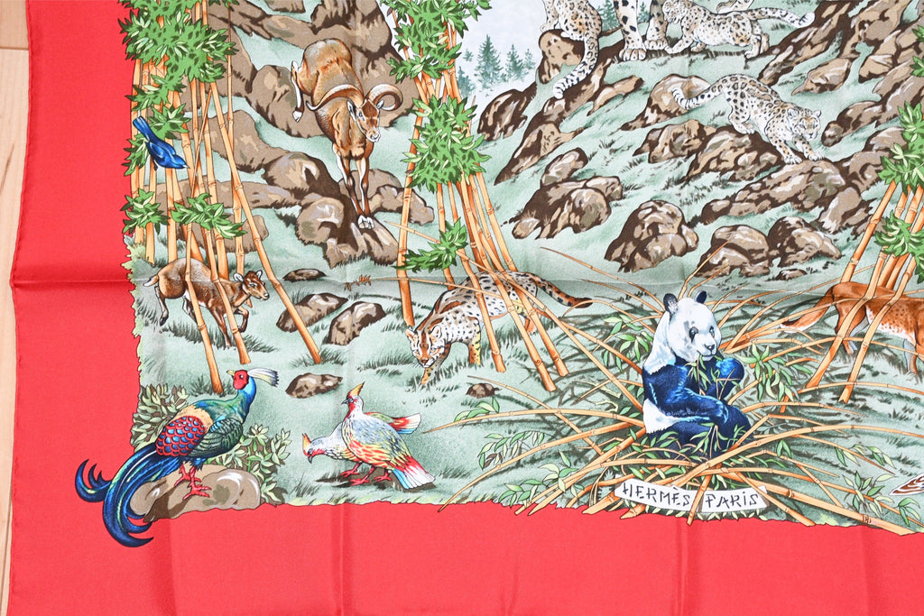 Hermes Scarf SICHUAN 90 cm by Robert Dallet red Carre Panda animal bird 35"