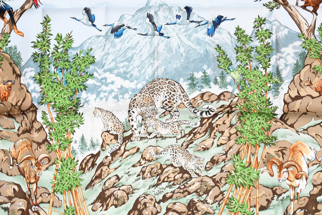 Hermes Scarf SICHUAN 90 cm by Robert Dallet red Carre Panda animal bird 35"