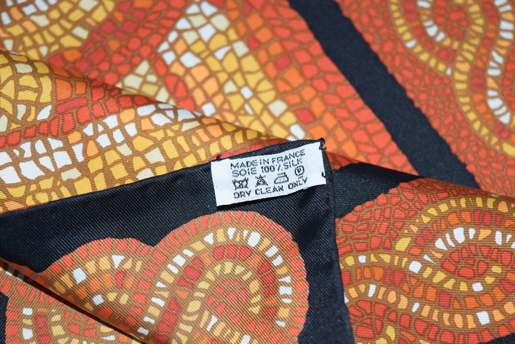 Hermes Scarf SOUS LE CEDRE Silk 90 cm Orange africa 35" RA24