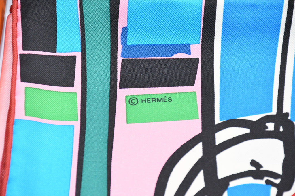 Hermes Scarf Sea Surf and Fun 90 cm silk pink Carre surfboard surfing 35"