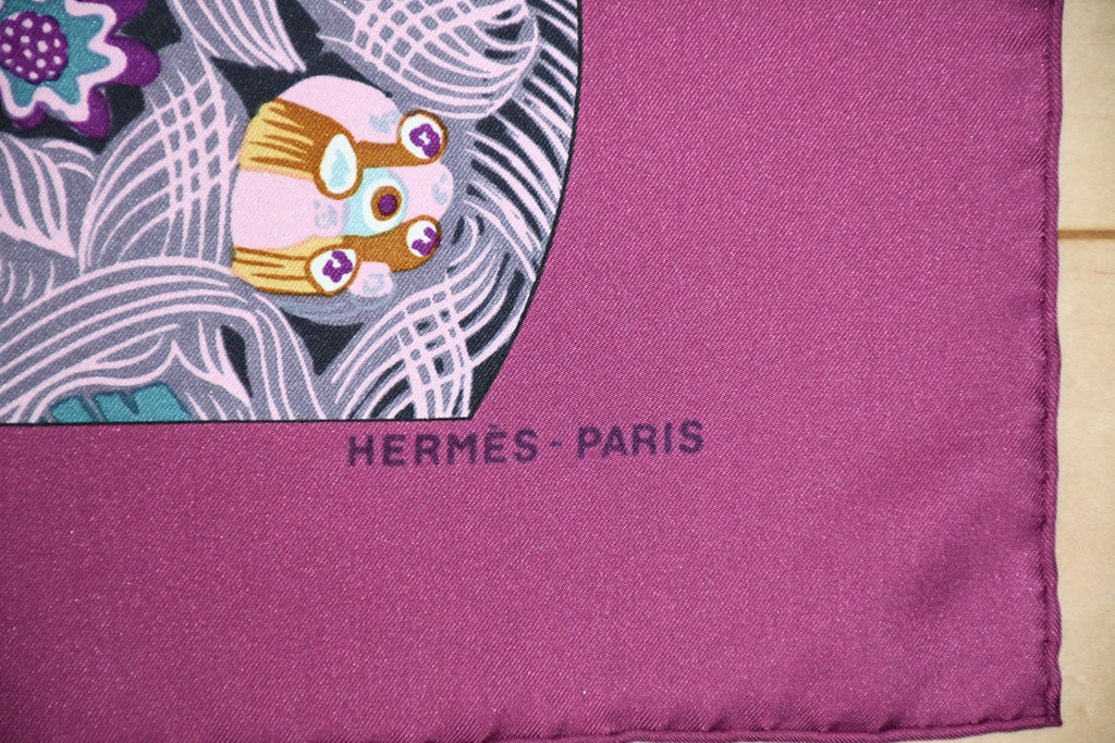 Hermes Scarf Sulfure et Presse Papiers Ⅱ by Caty Latham 90 cm silk purple Carre ball