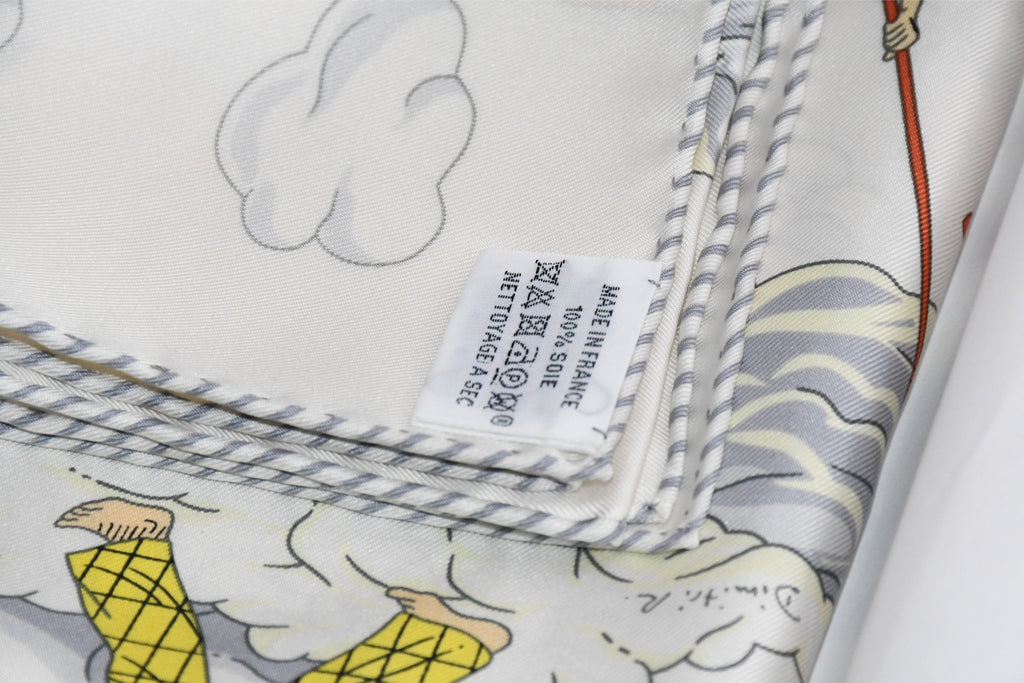 Hermes Scarf Sur Mon Nuage 90 cm silk white Carre my cloud 35"