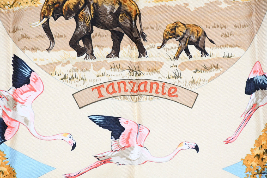 Hermes Scarf Tanzanie 90 cm silk yellow Carre Tanzania animal cheetah 35"
