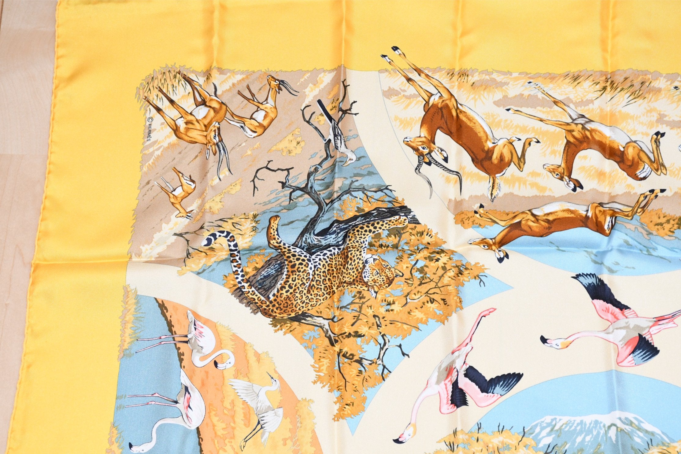 Hermes Scarf Tanzanie 90 cm silk yellow Carre Tanzania animal
