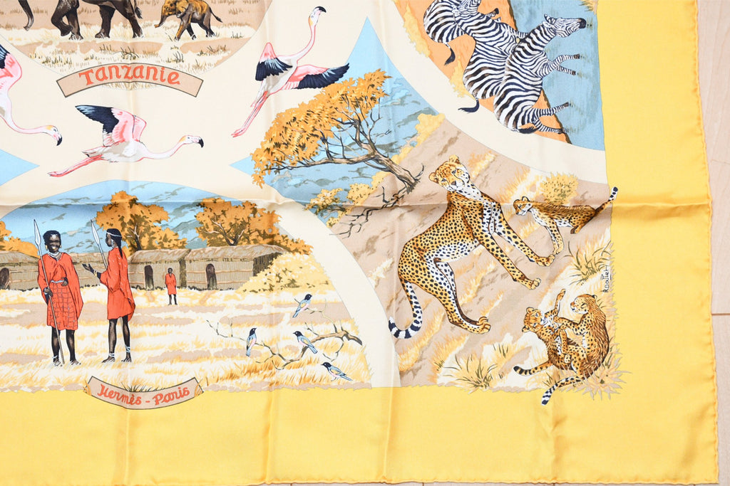 Hermes Scarf Tanzanie 90 cm silk yellow Carre Tanzania animal cheetah 35"