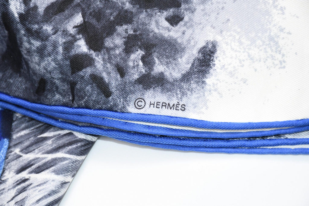 Hermes Scarf Tigre du Bengale 90 cm silk blue Carre Bengal tiger animal 35"