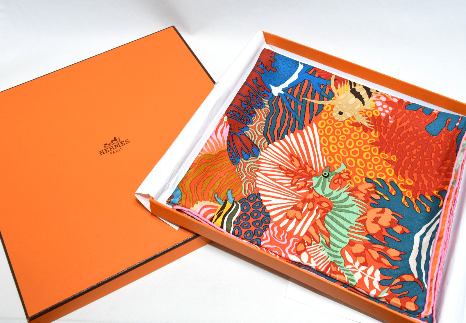 Hermes Scarf Under The Waves 90 cm Silk orange Carre sea turtle 35
