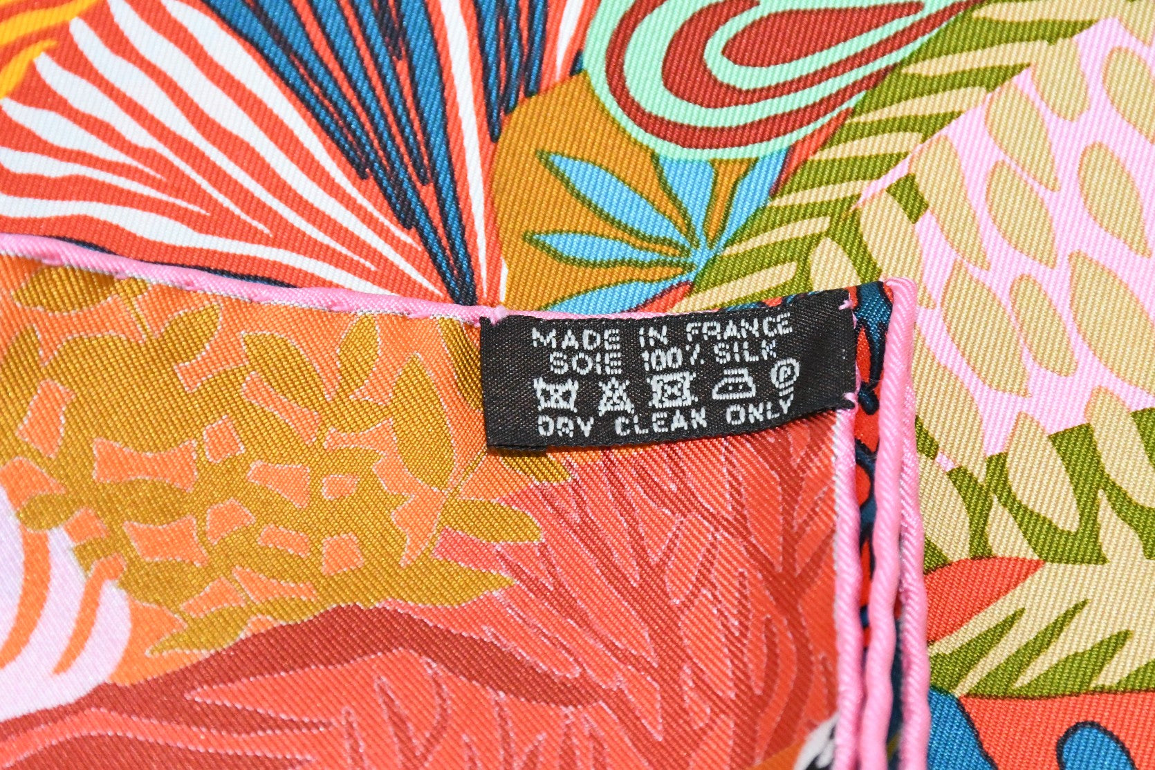 Hermes Scarf Under The Waves 90 cm Silk orange Carre sea turtle 35