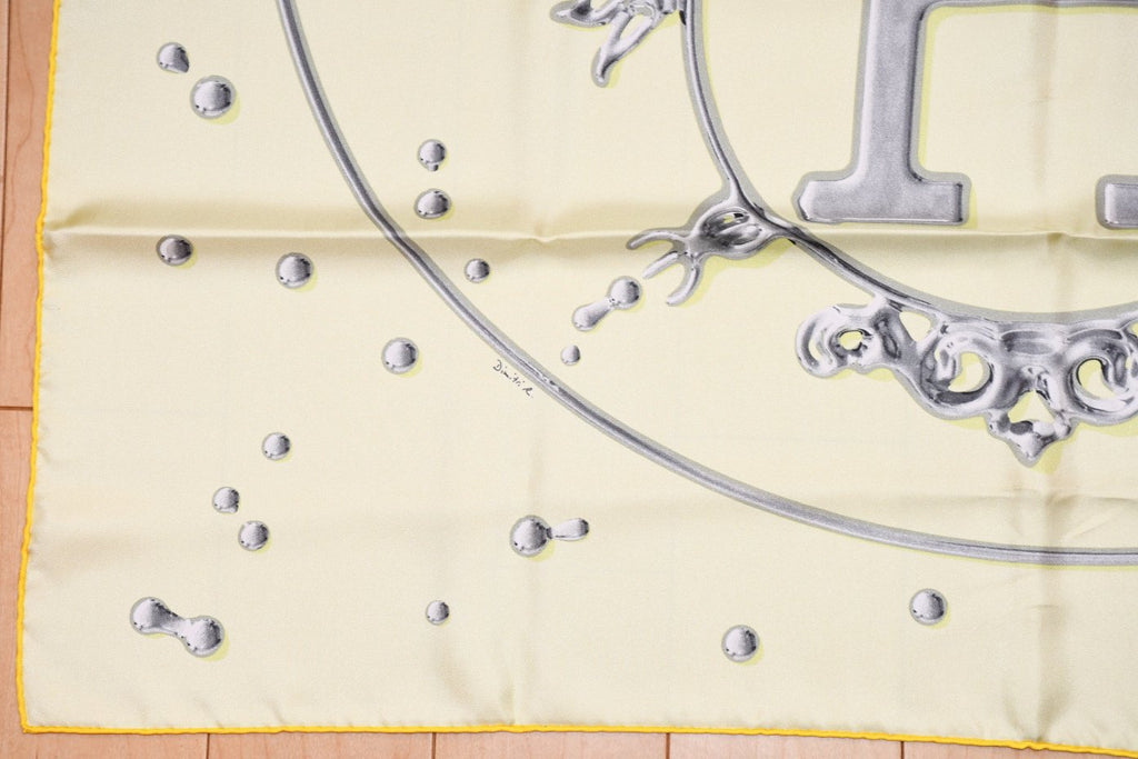 Hermes Scarf Vif Argent by Dimitri Rybaltchenko 90 cm silk light yellow Carre silver drop 35"