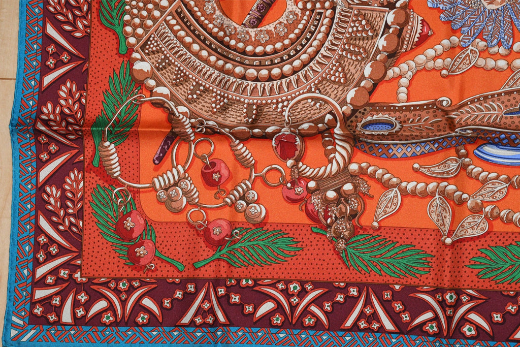 Hermes Scarf Zenobie Reine de Palmyre 90 cm silk orange red queen