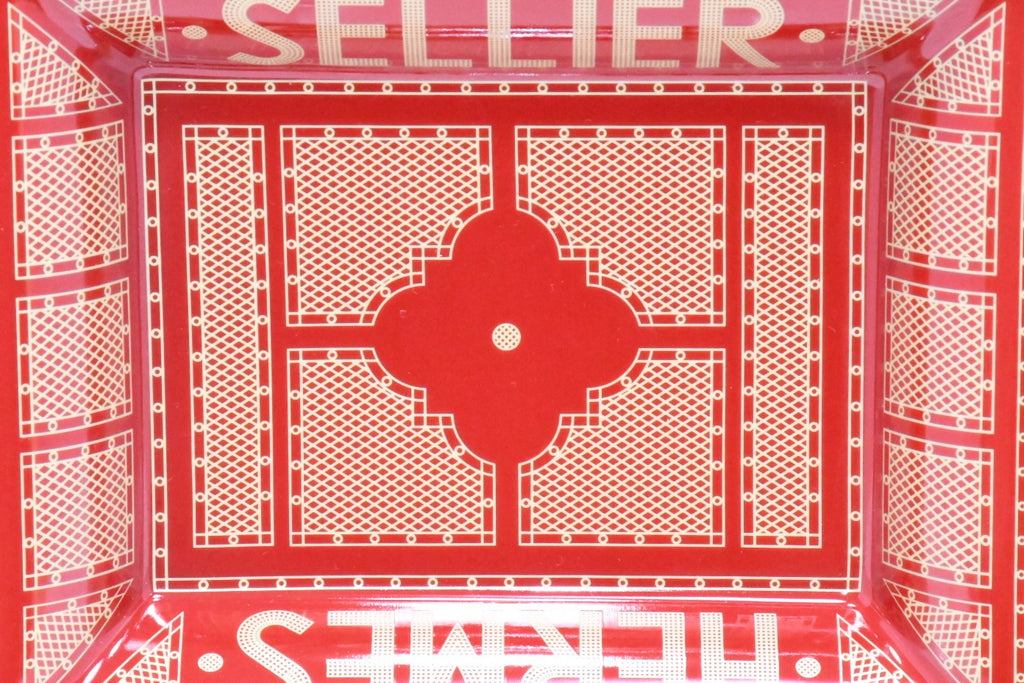 Hermes Sellier Change tray by Benoit Pierre Emery porcelain Ashtray red plate