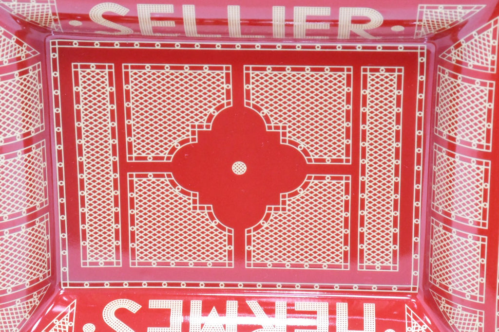 Hermes Sellier Change tray by Benoit Pierre Emery porcelain Ashtray red plate