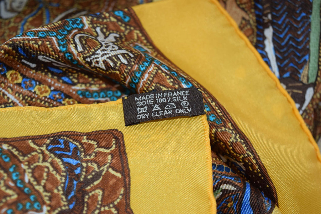 Hermes Shawl Avec L'Aimable Autorisation du Lalbhai Dalpatbhai Indology 140 cm