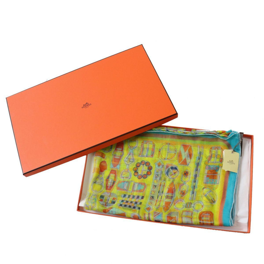 Hermes Shawl Carre en Boucles 180 x 65 cm Chiffon Silk mousseline buckle scarf stole light yellow