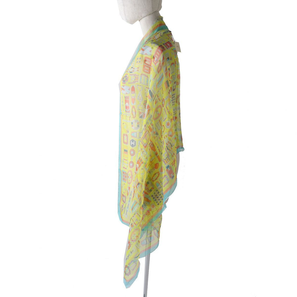 Hermes Shawl Carre en Boucles 180 x 65 cm Chiffon Silk mousseline buckle scarf stole light yellow