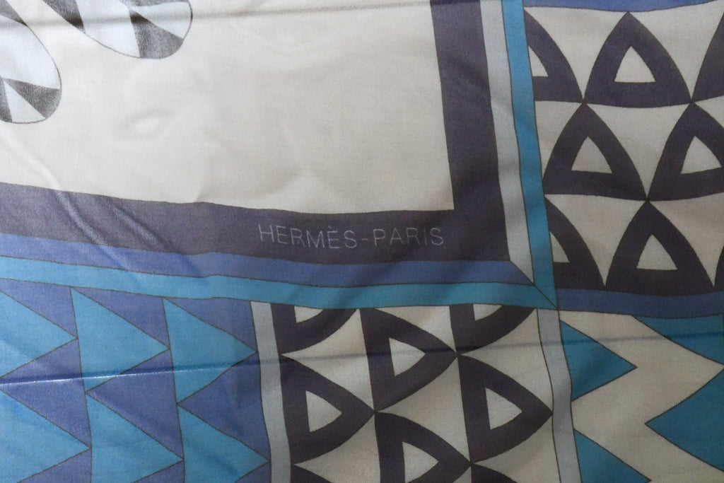 Hermes Shawl Chevaux de Karnak 140 cm Chiffon Silk mousseline scarf stole horse