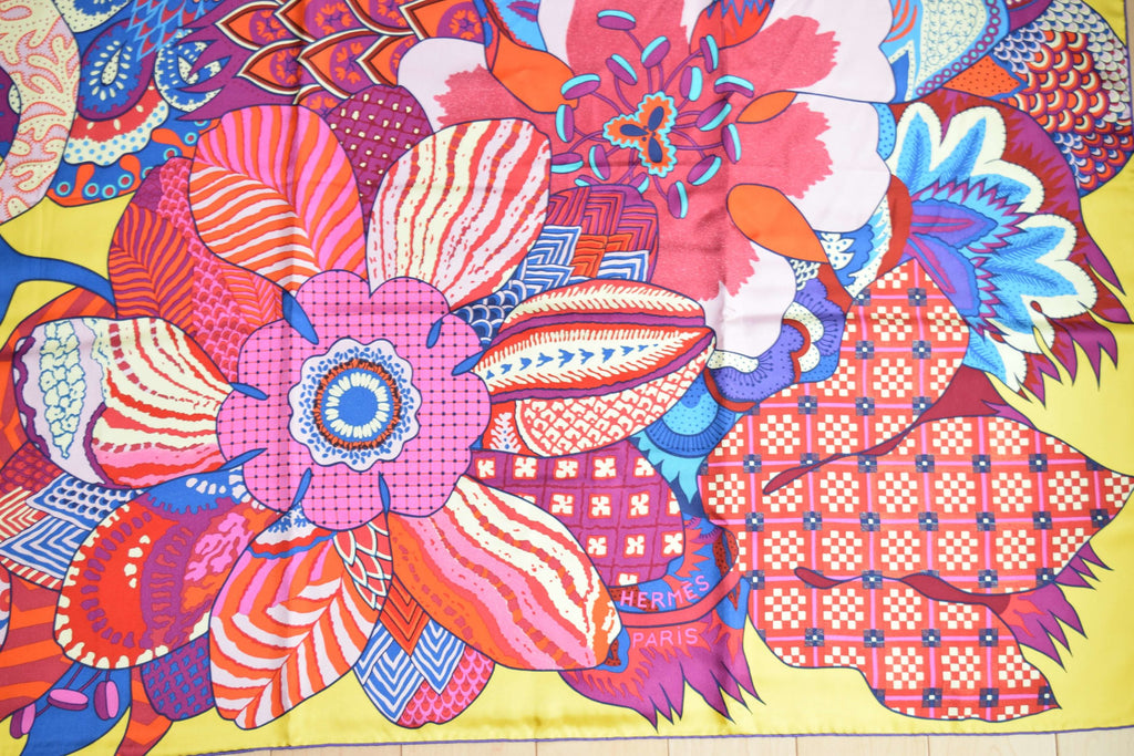 Hermes Shawl Fleurs d'Indiennes by Aline Honore 140 Silk Yellow 56” inch Scarf Carre