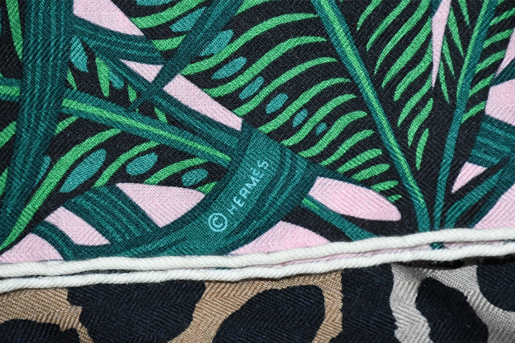 Hermes Shawl Jaguar Quetzal 140 cm Cashmere silk scarf stole pink red 56"