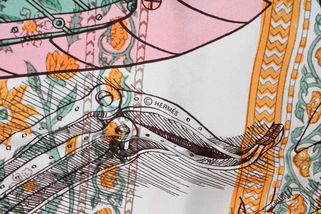 Hermes Shawl Le Pegase d'Hermes by Christian Renonciat 140 cm Silk scarf stole white
