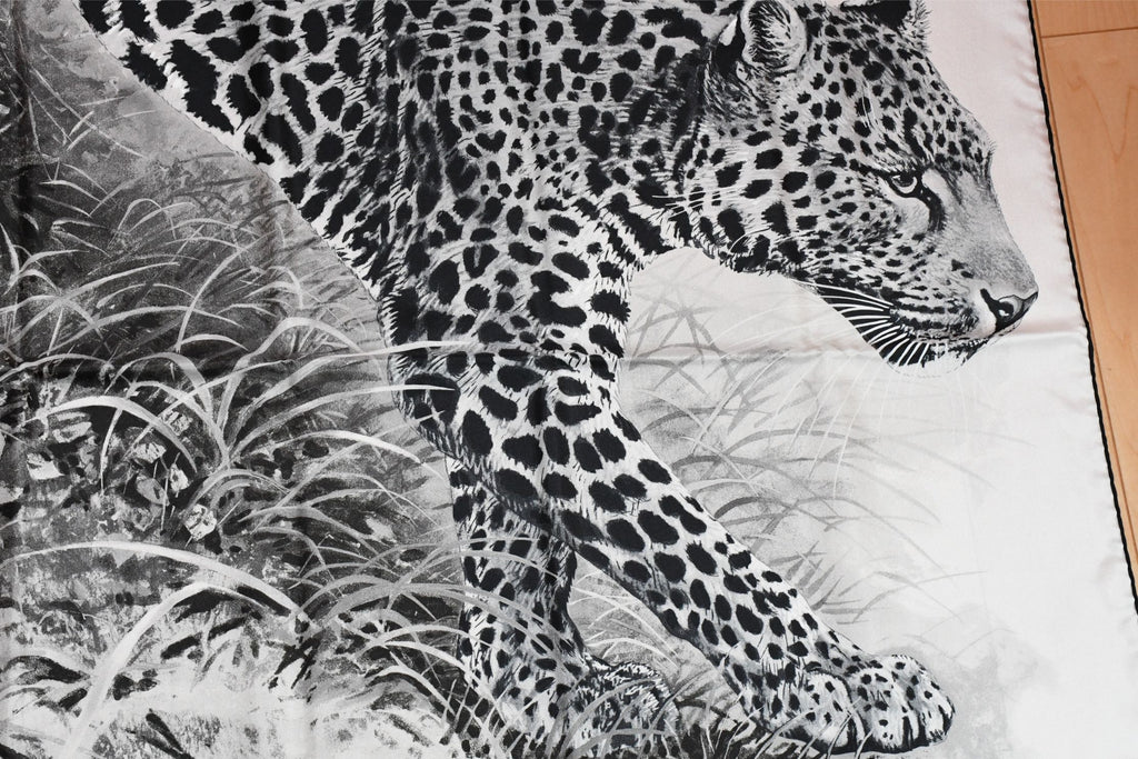 Hermes Shawl PANTHERA PARDUS 140 cm silk scarf stole panther animal white 56"