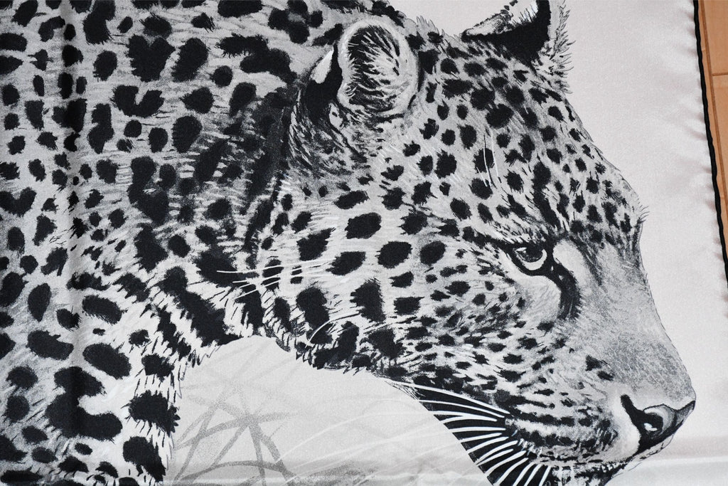 Hermes Shawl PANTHERA PARDUS 140 cm silk scarf stole panther animal white 56"