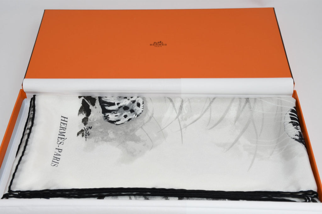 Hermes Shawl PANTHERA PARDUS 140 cm silk scarf stole panther animal white 56"