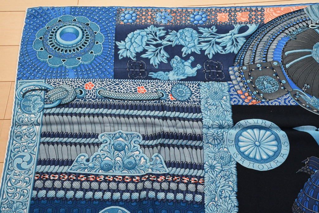 Hermes Shawl Parures de Samourais 140 cm Cashmere Silk samurai scarf carre stole 56"