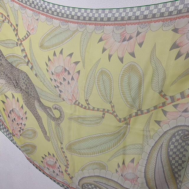Hermes Shawl The Savana Dance 180 x 65 cm Chiffon silk mousseline yellow green stole
