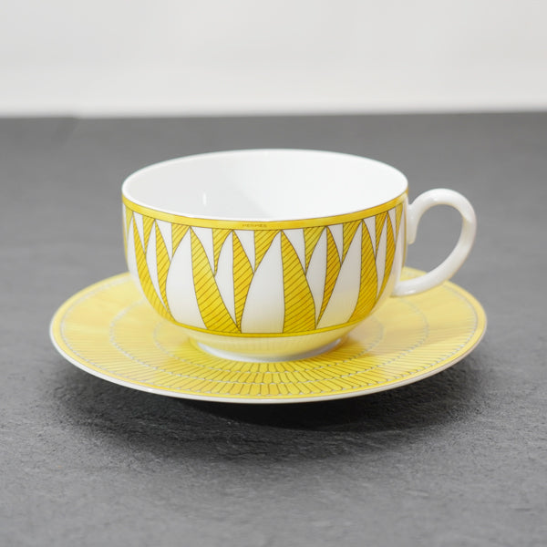 Hermes Soleil d'Hermes Mornig Cup and Saucer 2 set yellow porcelain tea coffee