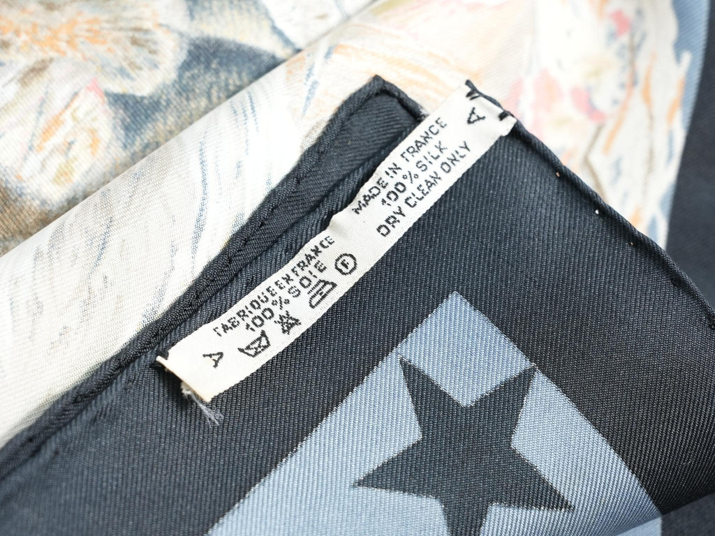 Hermes Faune Et Flore Du Texas Wildlife 90 cm Scarf by Kermit Oliver silk blue Carre animal 35" 086