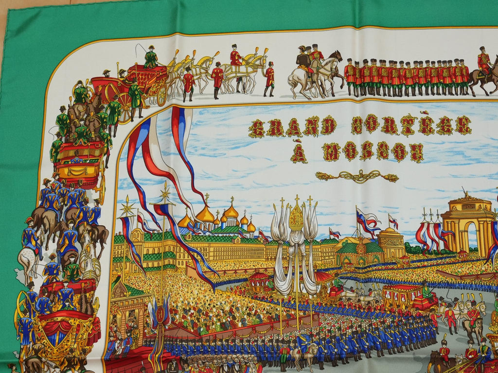 Hermes Grand Cortege a Moscou 90 cm silk Scarf green Carre Moscow march 35"