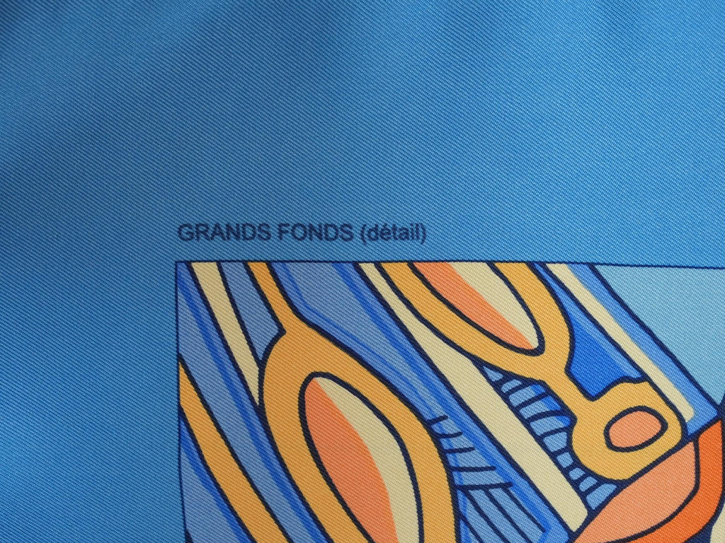 Hermes Grands fonds II Detail 90 cm silk Scarf blue Carre sea fish 35"