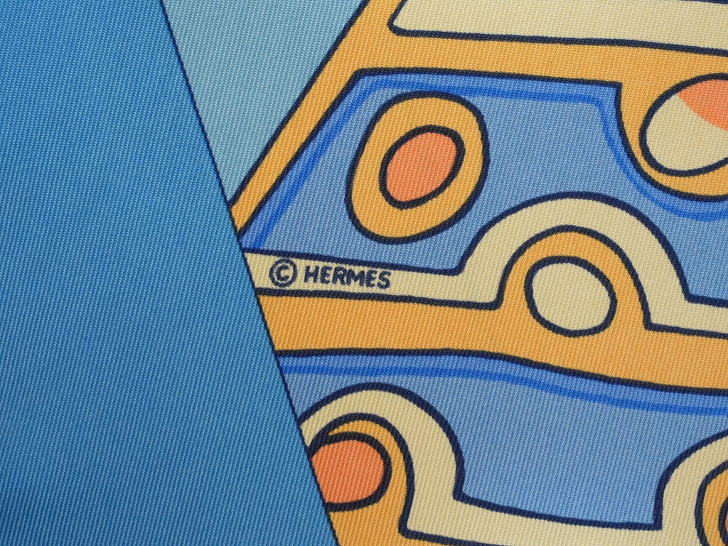 Hermes Grands fonds II Detail 90 cm silk Scarf blue Carre sea fish 35"