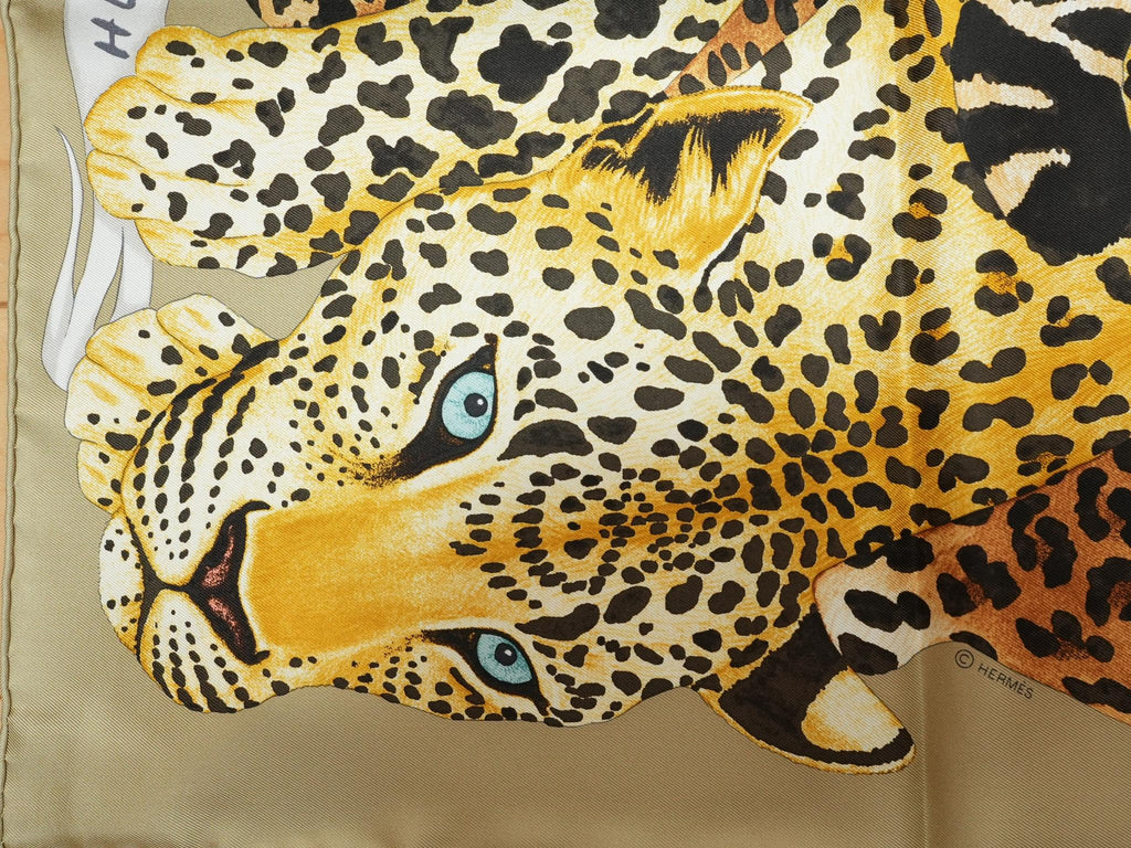 Hermes Scarf Lazy Leopardesses 90 cm silk camel beige Carre leopard animal 35"