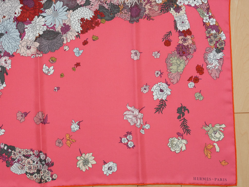 Hermes Scarf Robe Legere 90 cm silk pink Carre flower horse 35"