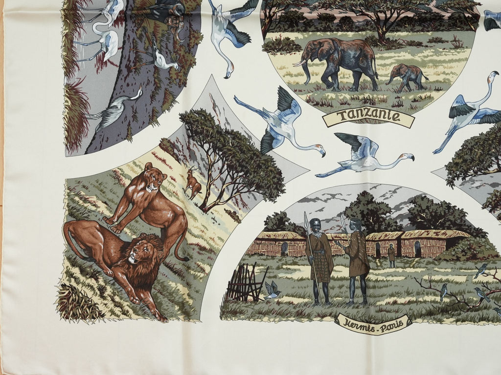 Hermes Scarf Tanzanie 90 cm silk white Carre animal cheetah 35"