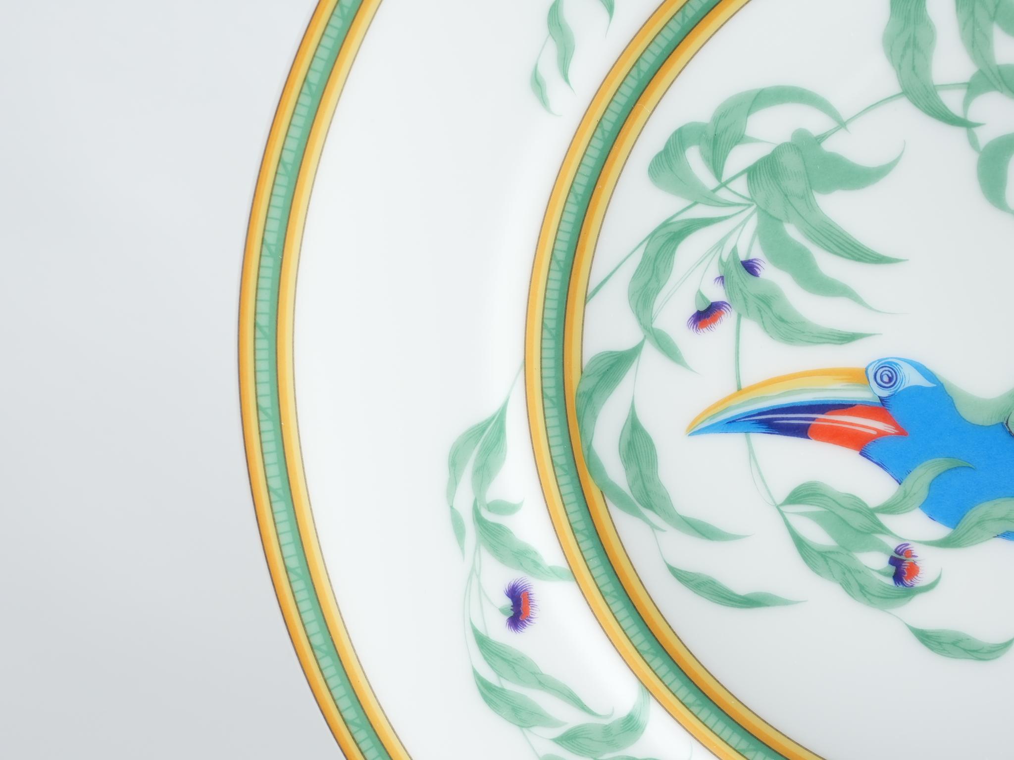 Hermes Toucan Dinner Plate 25 cm porcelain dinnerware bird other