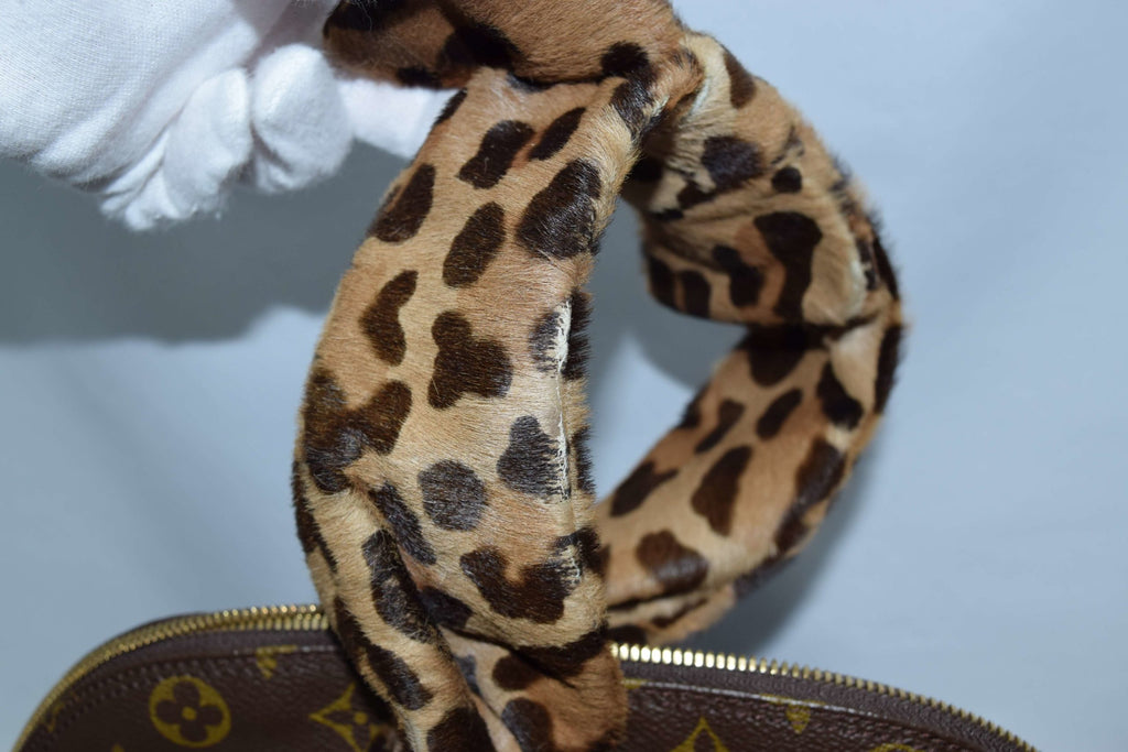 Louis Vuitton Alma Handbag Azzedine Alaia Monogram Leopard Bag M99032