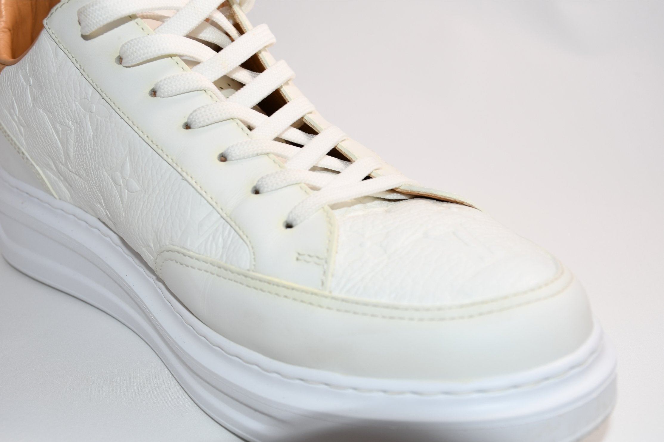 Louis Vuitton Beverly Hills Men's Sneakers white 1A8V3L Size 8 1/2
