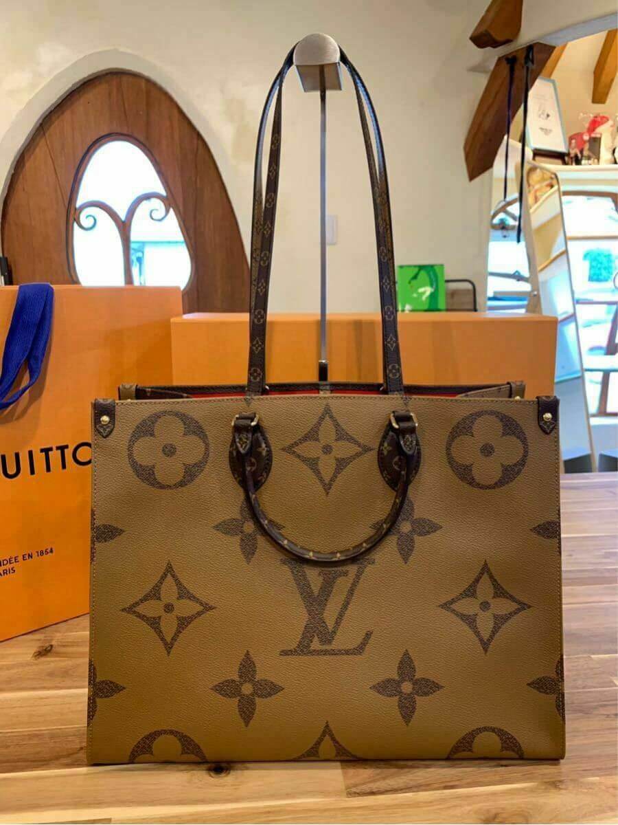 Louis Vuitton ONTHEGO Tote Giant Brown Monogram bag 2019 ON THE GO M44576