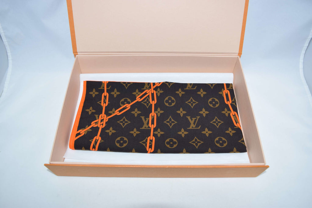 Louis Vuitton Virgil Abloh Monogram Solar Ray Chain Logo Bandana 55 cm Scarf