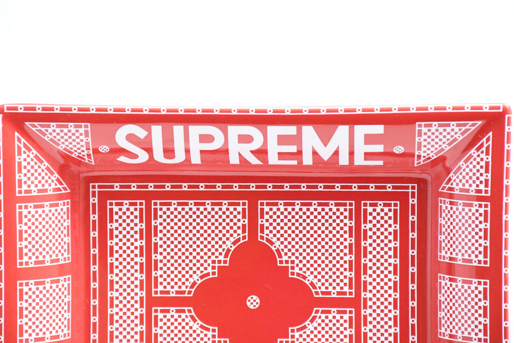 SUPREME Hermes Ceramic Change tray red Ashtray plate Vide poche