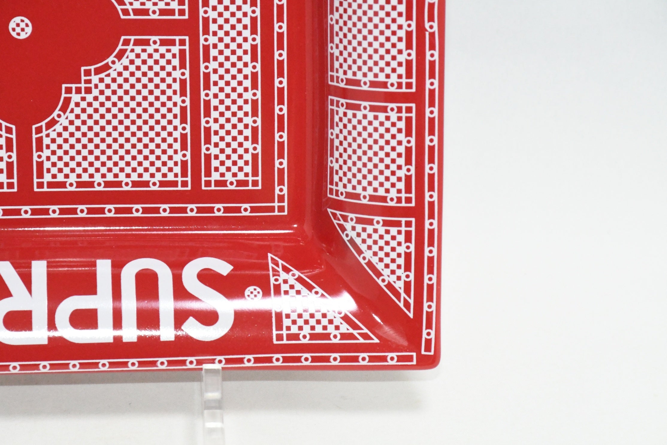 SUPREME Hermes Ceramic Change tray red Ashtray plate dinnerware