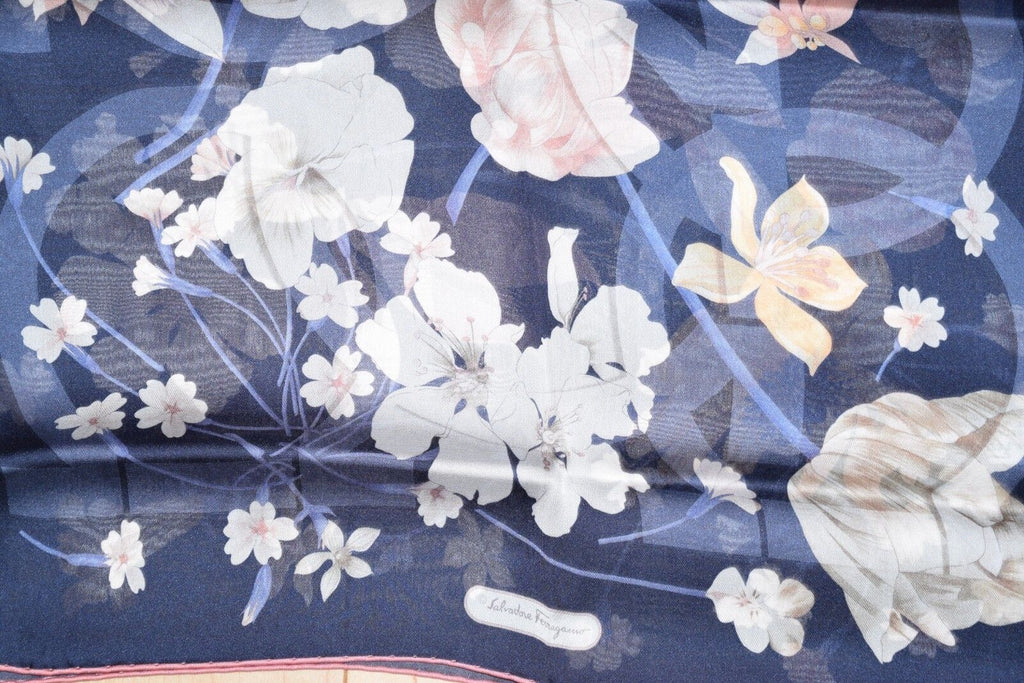 Salvatore Ferragamo Scarf Gancini Floral Silk 160 x 45 cm Flower NEW RAMA10