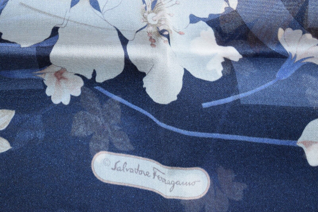 Salvatore Ferragamo Scarf Gancini Floral Silk 160 x 45 cm Flower NEW RAMA10