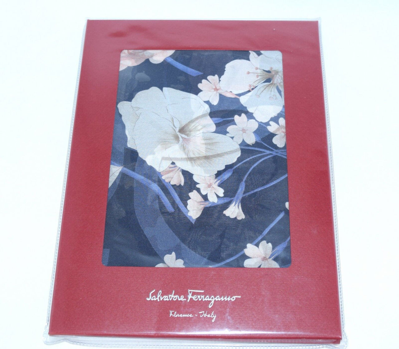 Salvatore Ferragamo Scarf Gancini Floral Silk 160 x 45 cm Flower NEW RAMA10
