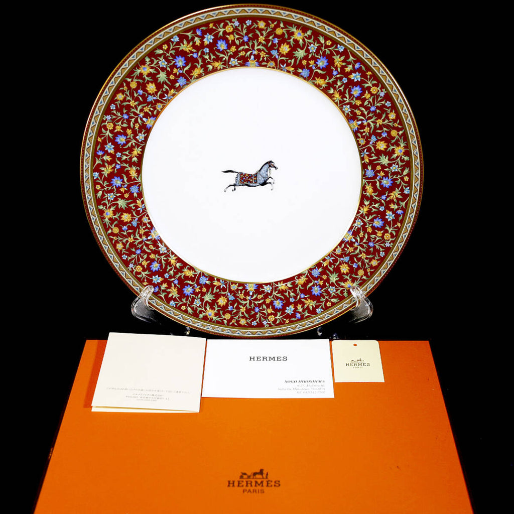 Hermes Cheval d'Orient Dinner Plate 26 cm porcelain horse brown dinnerware 10