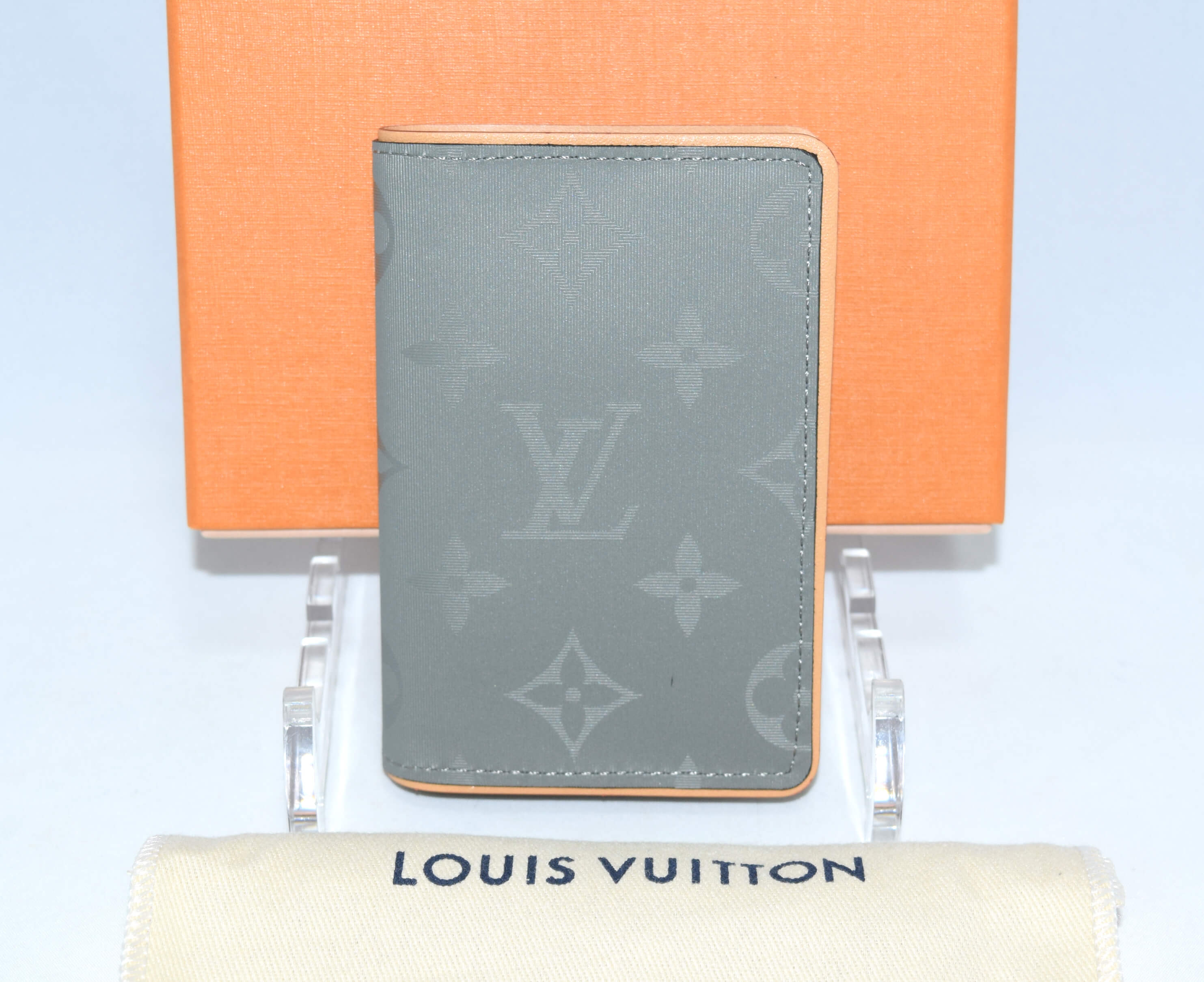 Louis Vuitton Pocket Organizer KIM JONES Titanium Card Holder Silver M63233 – art Japan Export