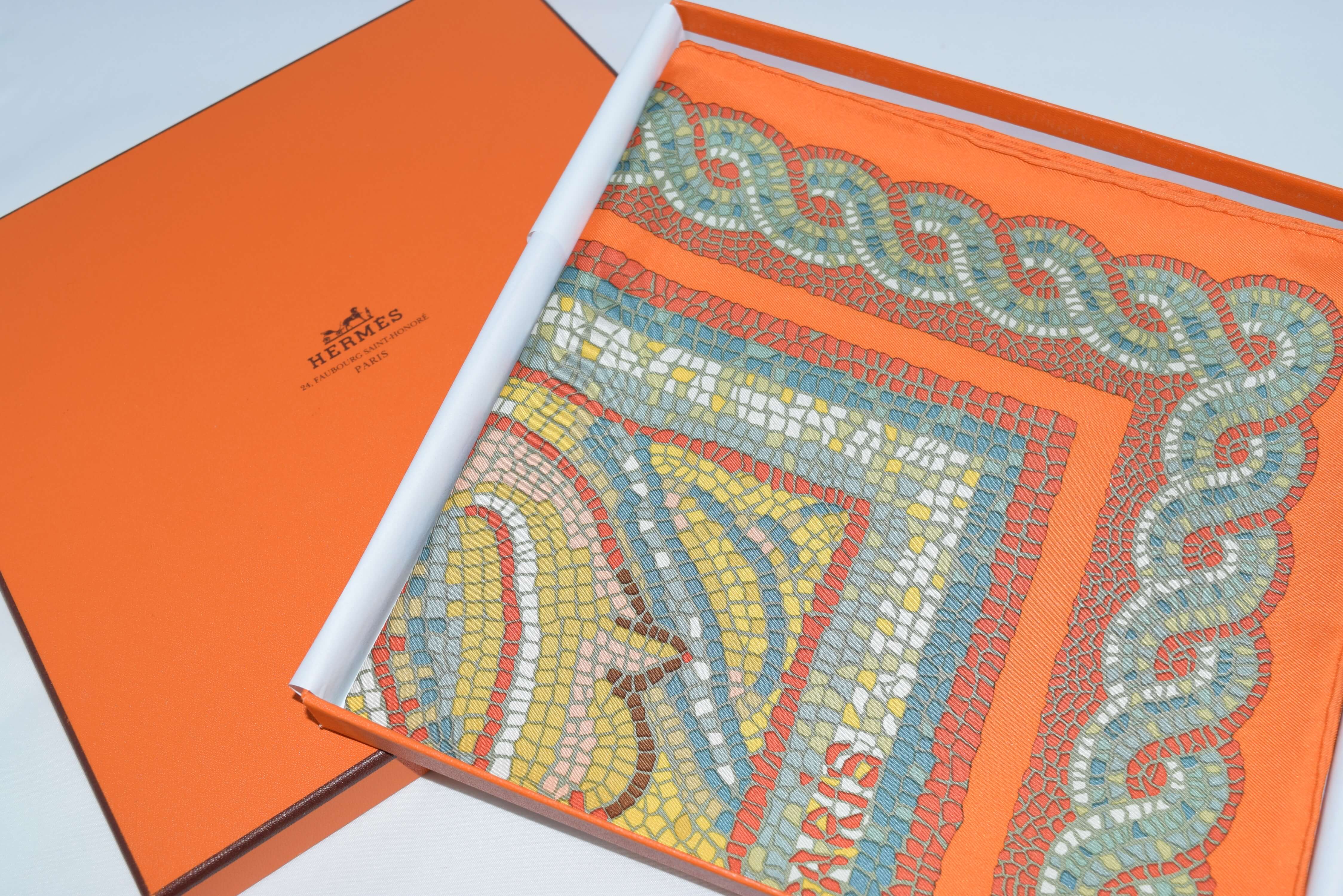 Hermes Scarf SOUS LE CEDRE Silk 90 cm Orange Carre Shawl Stole Africa ...