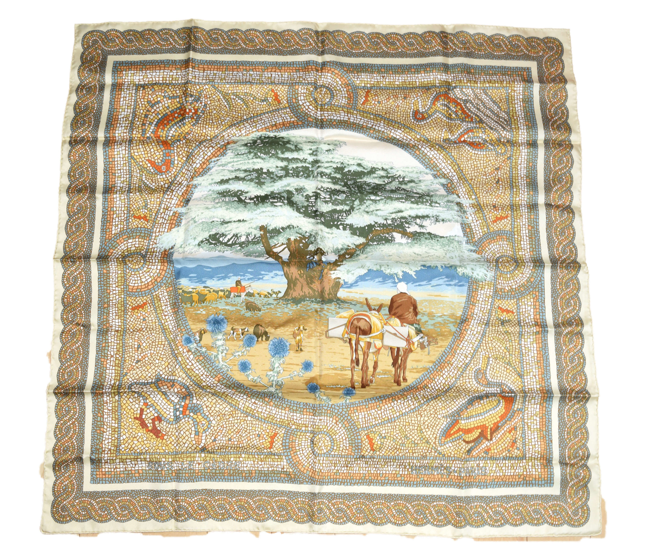 Hermes Scarf SOUS LE CEDRE Silk 90 cm Beige off-white Carre Africa 35 ...